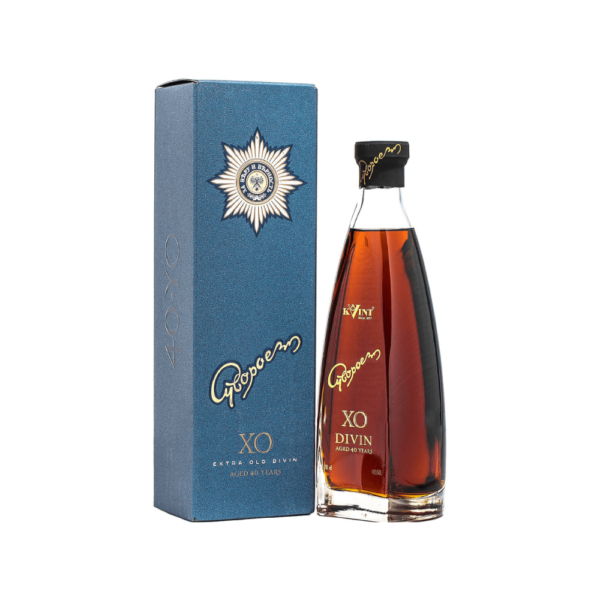 Brandy Kvint Divino Suvorov 40 Anos XO 700ML